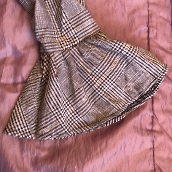 Chic black and white Parisian boutique dress - Picture 4 of 6